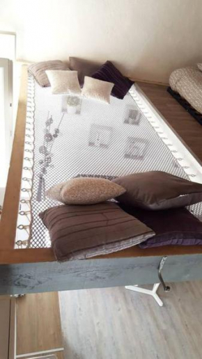 GregBnb - Filet suspendu ! - PARKING INCLUS - CLIMATISÉ - WIFI -15min Gare